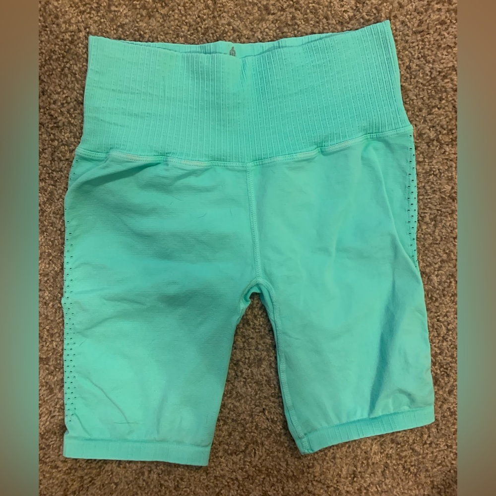 NWOT Free People Movement good karma bike shorts